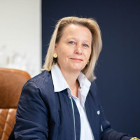 Gwenaëlle BRETONNEAU